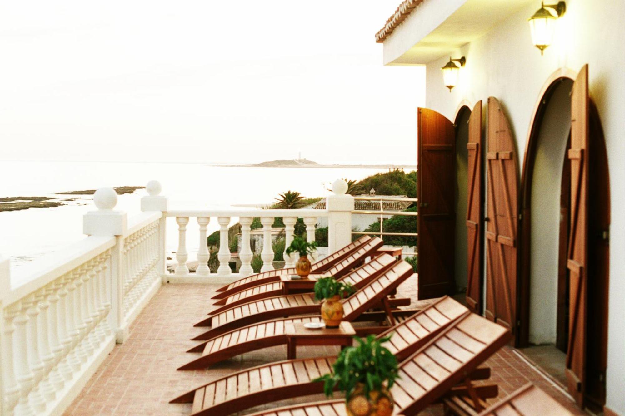 Hostal Mar De Frente Los Canos De Meca Zewnętrze zdjęcie